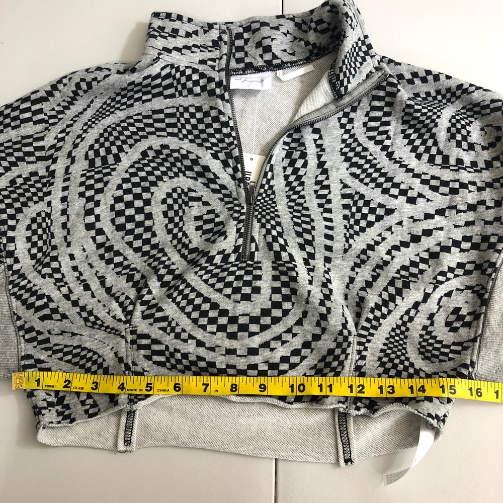 NWT urban outfitters out from under grey cropped collared pullover - Picture 11 of 11